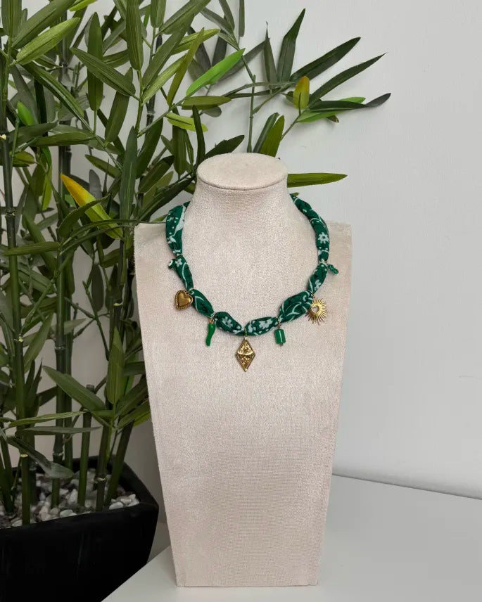 Collier Bandana Charms «ASTRID»