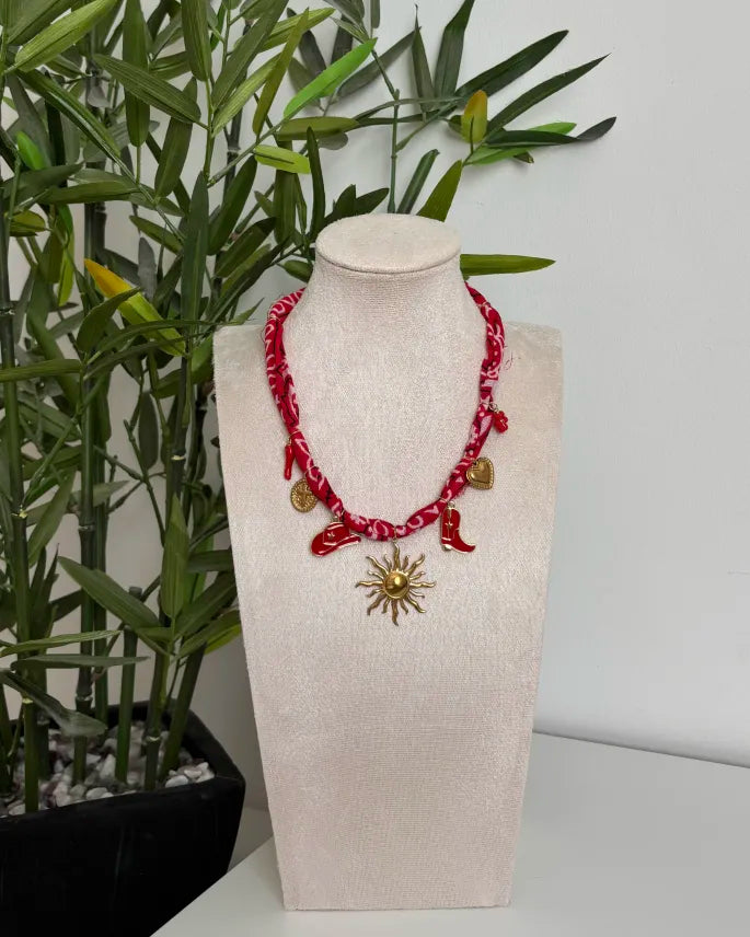 Collier Bandana Charms «EMY»
